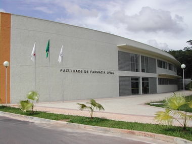 FACHADA 01.JPG